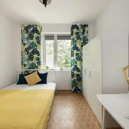Rum i privatbostad Pokoje W Centrum Sopotu *